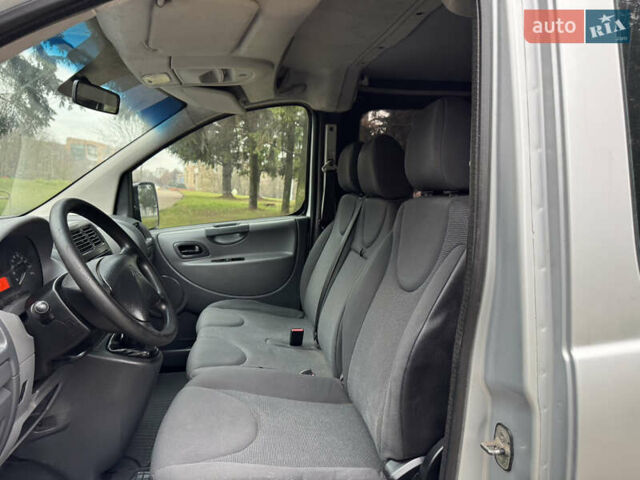Сірий Сітроен Jumpy, об'ємом двигуна 2 л та пробігом 225 тис. км за 5850 $, фото 46 на Automoto.ua