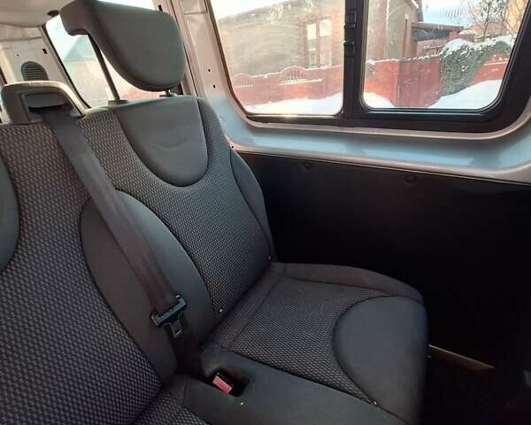 Сірий Сітроен Jumpy, об'ємом двигуна 1.6 л та пробігом 285 тис. км за 7100 $, фото 3 на Automoto.ua