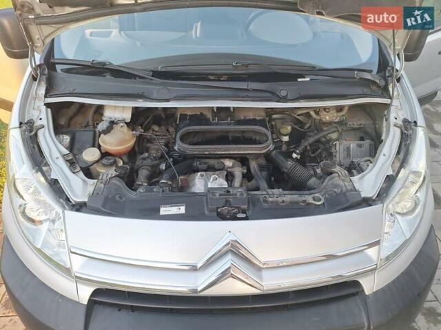 Серый Ситроен Jumpy, объемом двигателя 1.6 л и пробегом 284 тыс. км за 8100 $, фото 10 на Automoto.ua