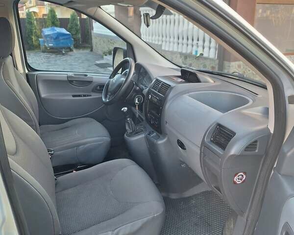 Серый Ситроен Jumpy, объемом двигателя 1.6 л и пробегом 284 тыс. км за 8100 $, фото 15 на Automoto.ua