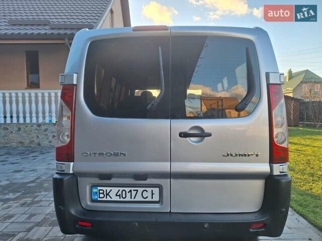 Серый Ситроен Jumpy, объемом двигателя 1.6 л и пробегом 284 тыс. км за 8100 $, фото 6 на Automoto.ua