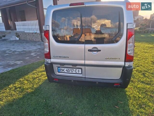 Серый Ситроен Jumpy, объемом двигателя 1.6 л и пробегом 284 тыс. км за 8100 $, фото 7 на Automoto.ua