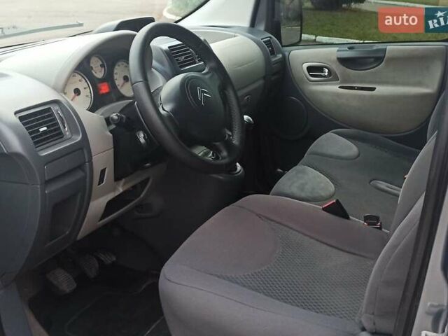 Сірий Сітроен Jumpy, об'ємом двигуна 2 л та пробігом 317 тис. км за 10500 $, фото 8 на Automoto.ua