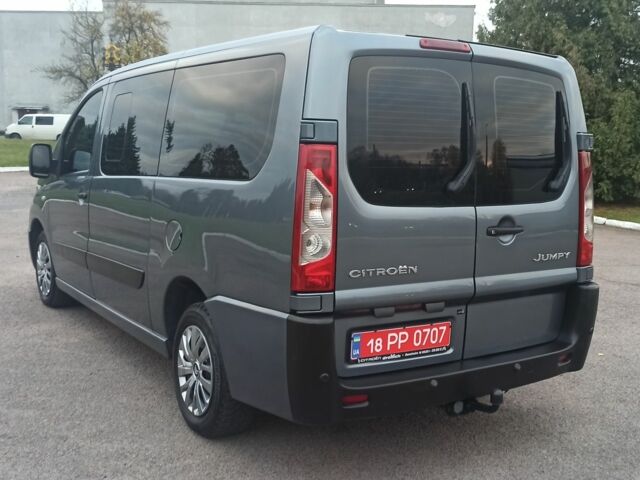 Серый Ситроен Jumpy, объемом двигателя 2 л и пробегом 317 тыс. км за 10500 $, фото 2 на Automoto.ua