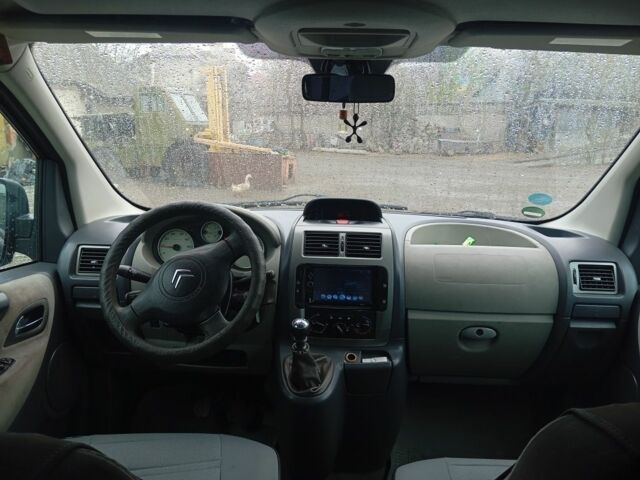 Серый Ситроен Jumpy, объемом двигателя 2 л и пробегом 320 тыс. км за 9000 $, фото 7 на Automoto.ua