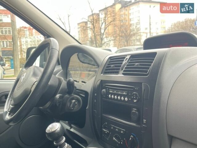 Сірий Сітроен Jumpy, об'ємом двигуна 2 л та пробігом 375 тис. км за 7650 $, фото 13 на Automoto.ua