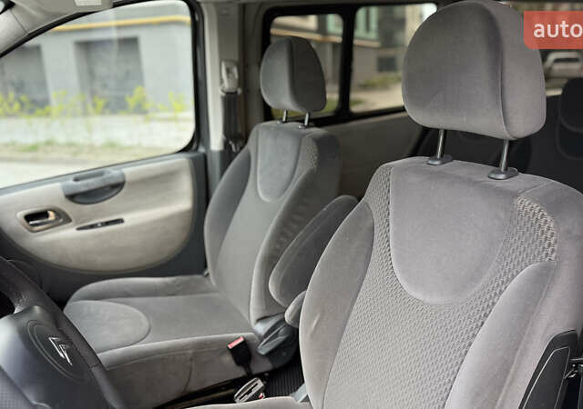 Сірий Сітроен Jumpy, об'ємом двигуна 2 л та пробігом 212 тис. км за 9950 $, фото 48 на Automoto.ua