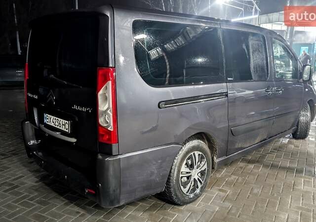 Серый Ситроен Jumpy, объемом двигателя 2 л и пробегом 150 тыс. км за 9600 $, фото 3 на Automoto.ua