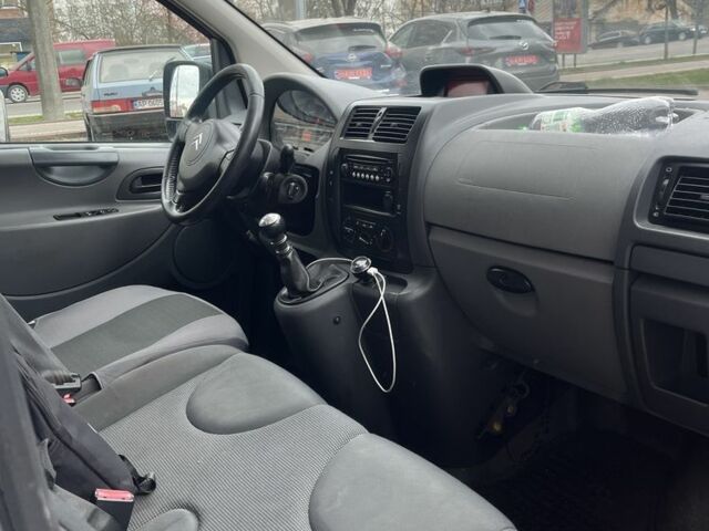 Серый Ситроен Jumpy, объемом двигателя 2 л и пробегом 375 тыс. км за 7650 $, фото 15 на Automoto.ua