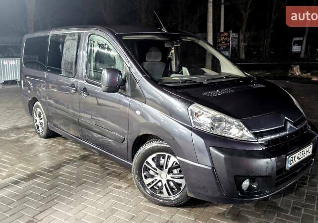 Серый Ситроен Jumpy, объемом двигателя 2 л и пробегом 150 тыс. км за 9600 $, фото 2 на Automoto.ua
