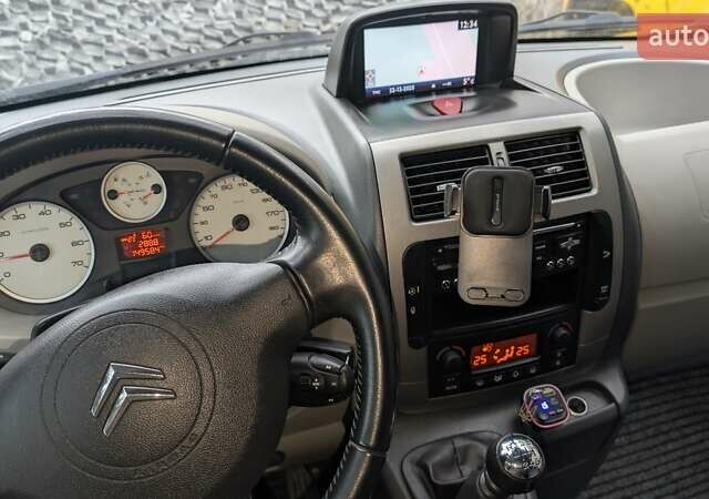 Серый Ситроен Jumpy, объемом двигателя 2 л и пробегом 150 тыс. км за 9600 $, фото 14 на Automoto.ua