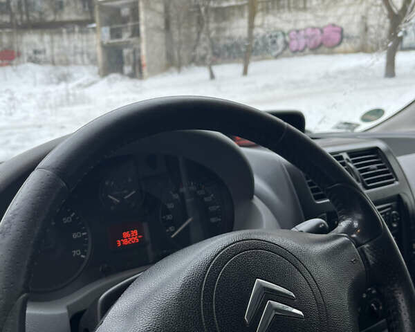 Сірий Сітроен Jumpy, об'ємом двигуна 2 л та пробігом 375 тис. км за 7800 $, фото 11 на Automoto.ua