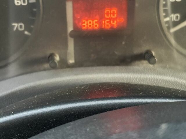 Серый Ситроен Jumpy, объемом двигателя 2 л и пробегом 386 тыс. км за 6300 $, фото 4 на Automoto.ua