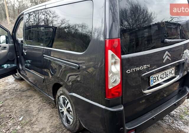 Серый Ситроен Jumpy, объемом двигателя 2 л и пробегом 150 тыс. км за 9600 $, фото 28 на Automoto.ua