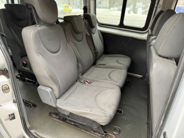 Серый Ситроен Jumpy, объемом двигателя 2 л и пробегом 252 тыс. км за 2600 $, фото 6 на Automoto.ua