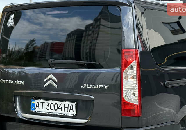 Сірий Сітроен Jumpy, об'ємом двигуна 2 л та пробігом 212 тис. км за 9950 $, фото 23 на Automoto.ua