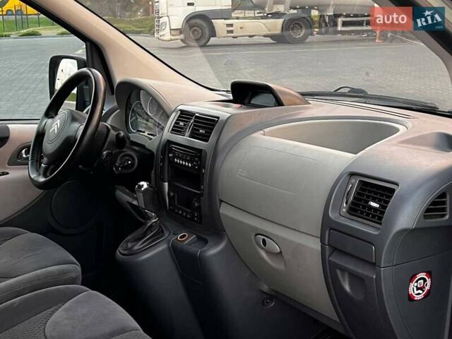 Сірий Сітроен Jumpy, об'ємом двигуна 2 л та пробігом 240 тис. км за 11700 $, фото 10 на Automoto.ua