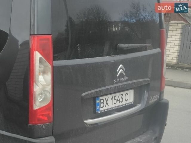 Серый Ситроен Jumpy, объемом двигателя 2 л и пробегом 310 тыс. км за 11500 $, фото 2 на Automoto.ua