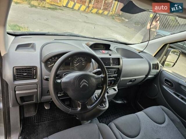Сірий Сітроен Jumpy, об'ємом двигуна 2 л та пробігом 469 тис. км за 7200 $, фото 4 на Automoto.ua