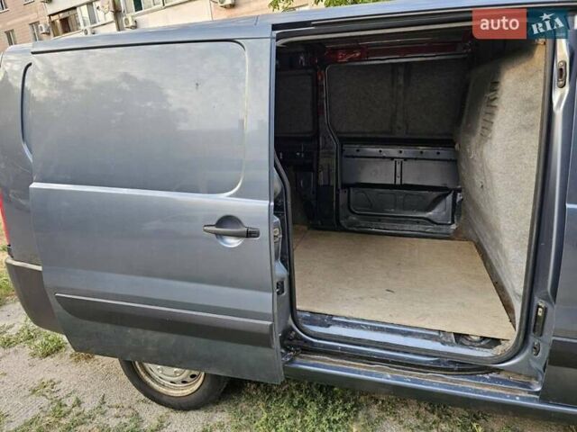Сірий Сітроен Jumpy, об'ємом двигуна 2 л та пробігом 469 тис. км за 7200 $, фото 12 на Automoto.ua