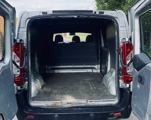 Серый Ситроен Jumpy, объемом двигателя 2 л и пробегом 337 тыс. км за 8600 $, фото 14 на Automoto.ua