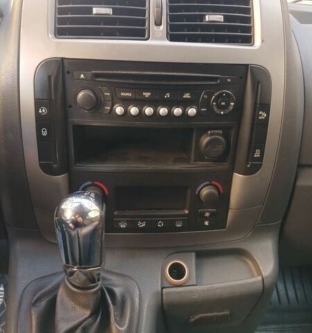 Серый Ситроен Jumpy, объемом двигателя 2 л и пробегом 350 тыс. км за 13999 $, фото 14 на Automoto.ua