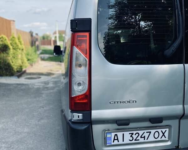 Серый Ситроен Jumpy, объемом двигателя 2 л и пробегом 337 тыс. км за 8600 $, фото 5 на Automoto.ua