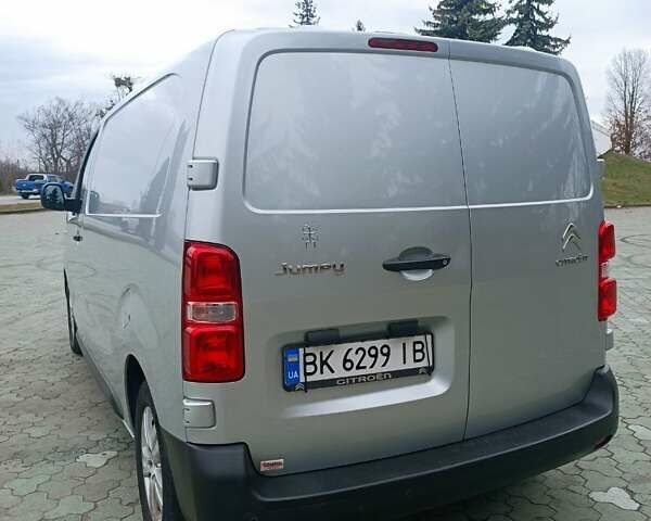 Серый Ситроен Jumpy, объемом двигателя 1.6 л и пробегом 177 тыс. км за 13800 $, фото 8 на Automoto.ua
