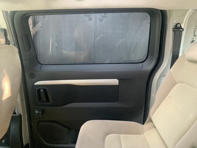 Сітроен Jumpy 2019 у Дніпро (Дніпропетровську) на Automoto.ua Сірий Сітроен Jumpy, об'ємом двигуна 2 л та пробігом 40 тис. км за 29500 $, фото 16 на Automoto.ua