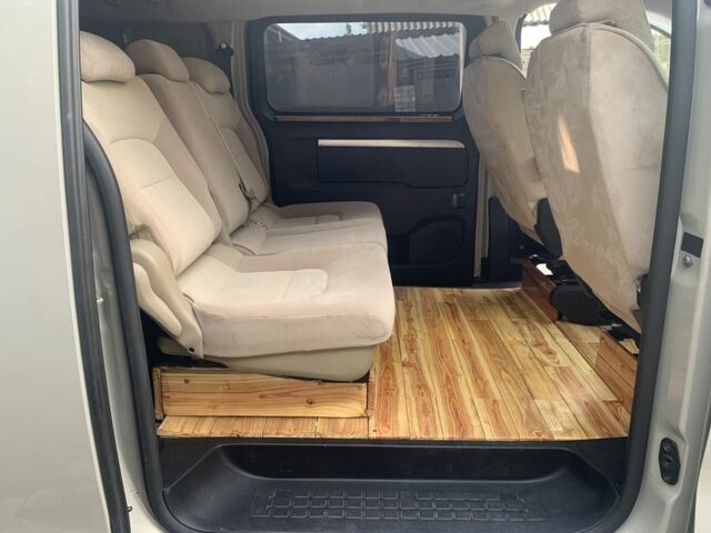 Сітроен Jumpy 2019 у Дніпро (Дніпропетровську) на Automoto.ua Сірий Сітроен Jumpy, об'ємом двигуна 2 л та пробігом 40 тис. км за 29500 $, фото 8 на Automoto.ua