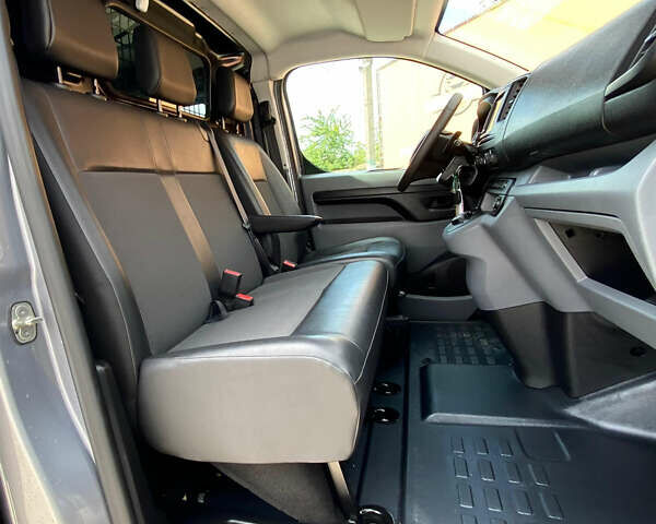 Ситроен Jumpy 2021 в Ровно на Automoto.ua Серый Ситроен Jumpy, объемом двигателя 2 л и пробегом 230 тыс. км за 18500 $, фото 13 на Automoto.ua
