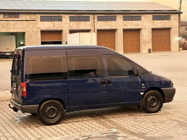 Синий Ситроен Jumpy, объемом двигателя 1.9 л и пробегом 250 тыс. км за 1350 $, фото 2 на Automoto.ua