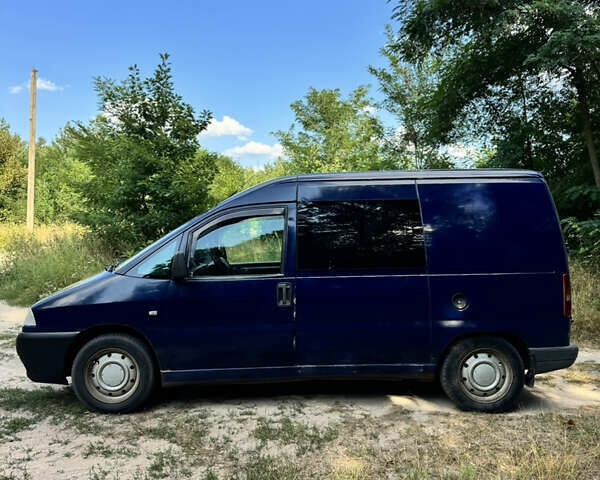 Синій Сітроен Jumpy, об'ємом двигуна 2 л та пробігом 300 тис. км за 3299 $, фото 2 на Automoto.ua