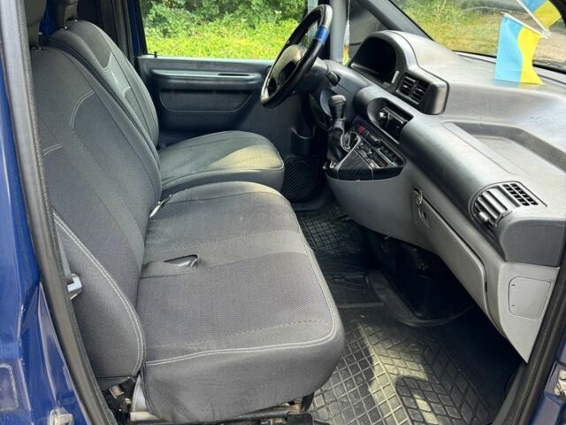 Синий Ситроен Jumpy, объемом двигателя 2 л и пробегом 300 тыс. км за 3299 $, фото 8 на Automoto.ua