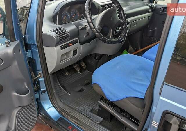 Синий Ситроен Jumpy, объемом двигателя 2 л и пробегом 290 тыс. км за 3500 $, фото 12 на Automoto.ua