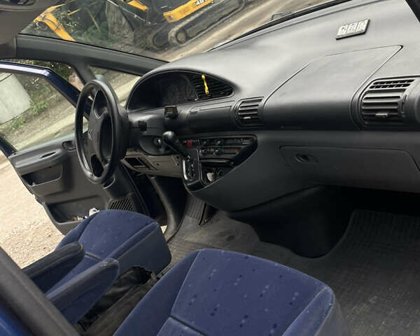 Сітроен Jumpy 2004 у Чернівцях на Automoto.ua Синій Сітроен Jumpy, об'ємом двигуна 2 л та пробігом 256 тис. км за 2900 $, фото 9 на Automoto.ua