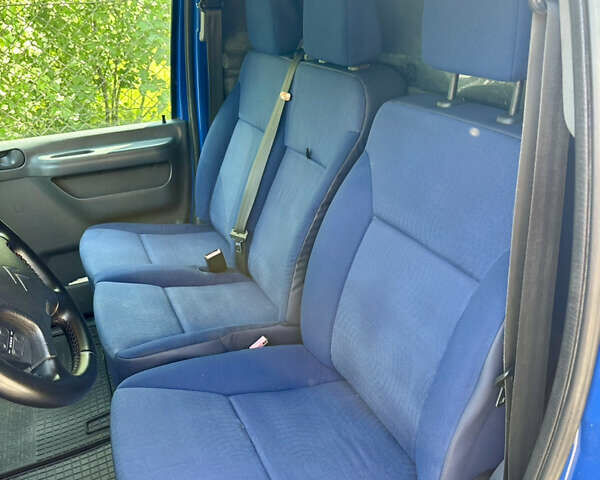 Синий Ситроен Jumpy, объемом двигателя 2 л и пробегом 470 тыс. км за 3100 $, фото 14 на Automoto.ua