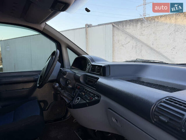 Синій Сітроен Jumpy, об'ємом двигуна 2 л та пробігом 483 тис. км за 4450 $, фото 22 на Automoto.ua