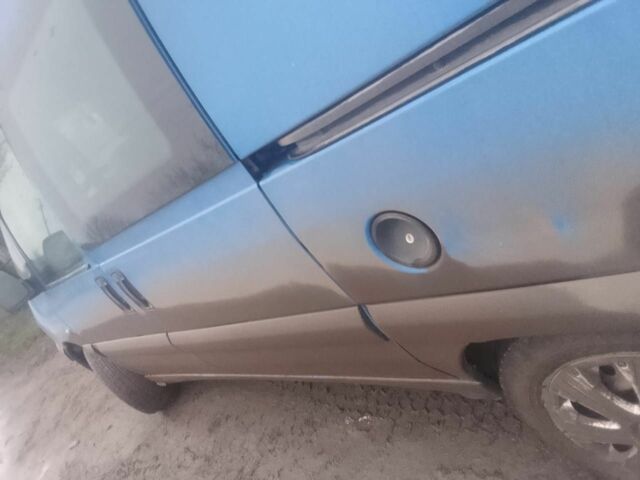 Синій Сітроен Jumpy, об'ємом двигуна 2 л та пробігом 300 тис. км за 1500 $, фото 4 на Automoto.ua