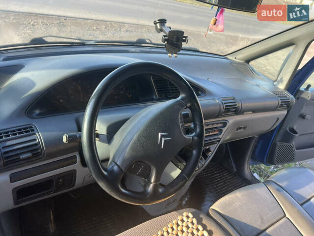 Синий Ситроен Jumpy, объемом двигателя 2 л и пробегом 275 тыс. км за 3900 $, фото 10 на Automoto.ua