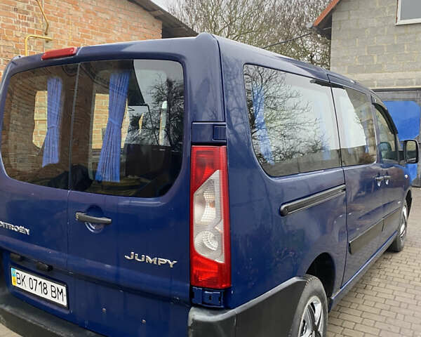 Синий Ситроен Jumpy, объемом двигателя 1.56 л и пробегом 200 тыс. км за 6200 $, фото 2 на Automoto.ua