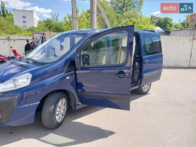 Синій Сітроен Jumpy, об'ємом двигуна 2 л та пробігом 220 тис. км за 11000 $, фото 2 на Automoto.ua