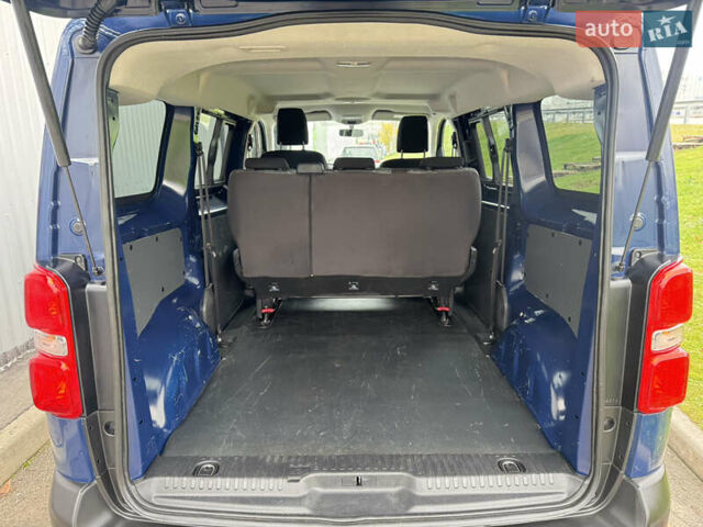 Синий Ситроен Jumpy, объемом двигателя 1.6 л и пробегом 184 тыс. км за 15550 $, фото 40 на Automoto.ua