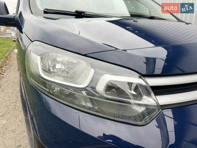 Синий Ситроен Jumpy, объемом двигателя 1.6 л и пробегом 184 тыс. км за 15550 $, фото 43 на Automoto.ua