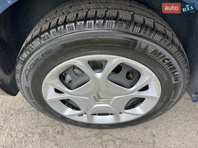 Синий Ситроен Jumpy, объемом двигателя 1.6 л и пробегом 184 тыс. км за 15550 $, фото 44 на Automoto.ua