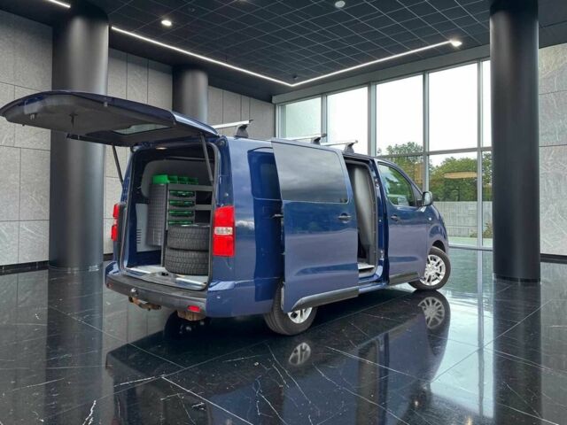 Синий Ситроен Jumpy, объемом двигателя 0 л и пробегом 77 тыс. км за 22908 $, фото 1 на Automoto.ua