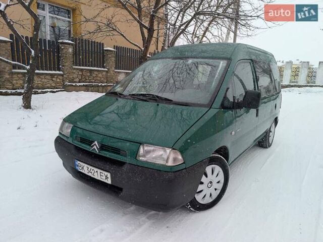 Зелений Сітроен Jumpy, об'ємом двигуна 2 л та пробігом 250 тис. км за 3000 $, фото 1 на Automoto.ua