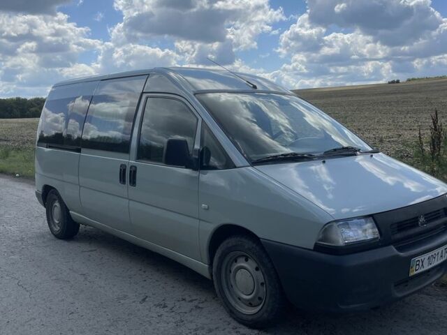 Зелений Сітроен Jumpy, об'ємом двигуна 2 л та пробігом 400 тис. км за 3799 $, фото 2 на Automoto.ua