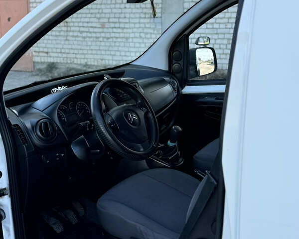 Белый Ситроен Nemo, объемом двигателя 1.25 л и пробегом 280 тыс. км за 3400 $, фото 7 на Automoto.ua