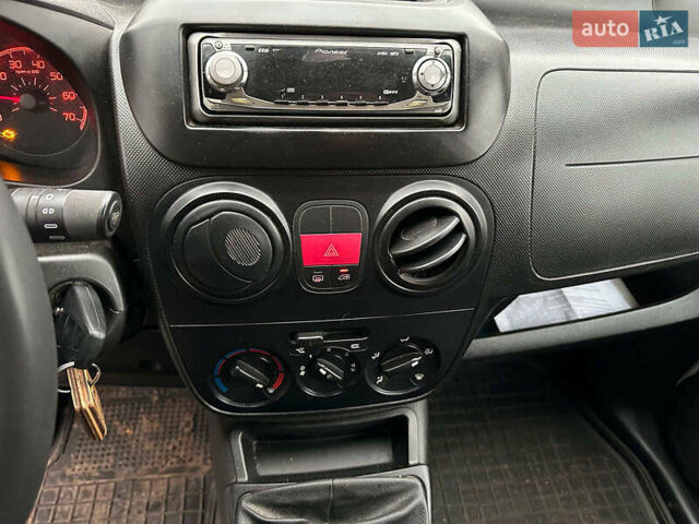 Білий Сітроен Nemo, об'ємом двигуна 1.4 л та пробігом 221 тис. км за 3990 $, фото 14 на Automoto.ua